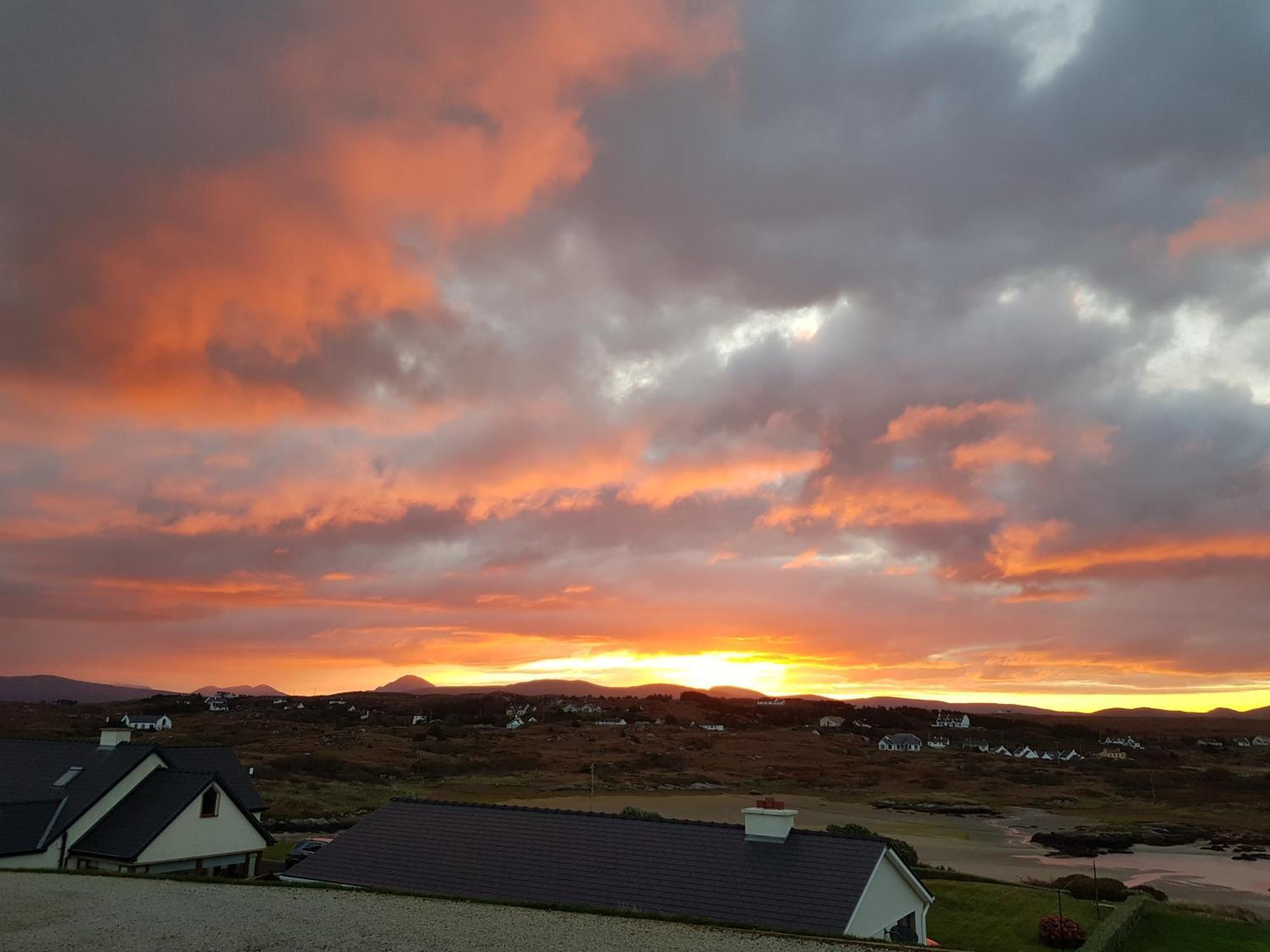 Tidal View Bed & Breakfast Kincasslagh Bagian luar foto